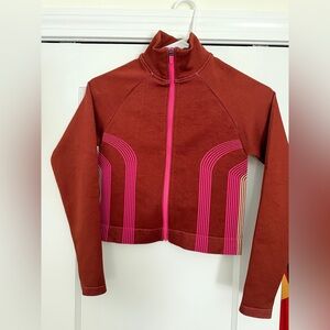 Moisture-wicking Fabletics Zip Up